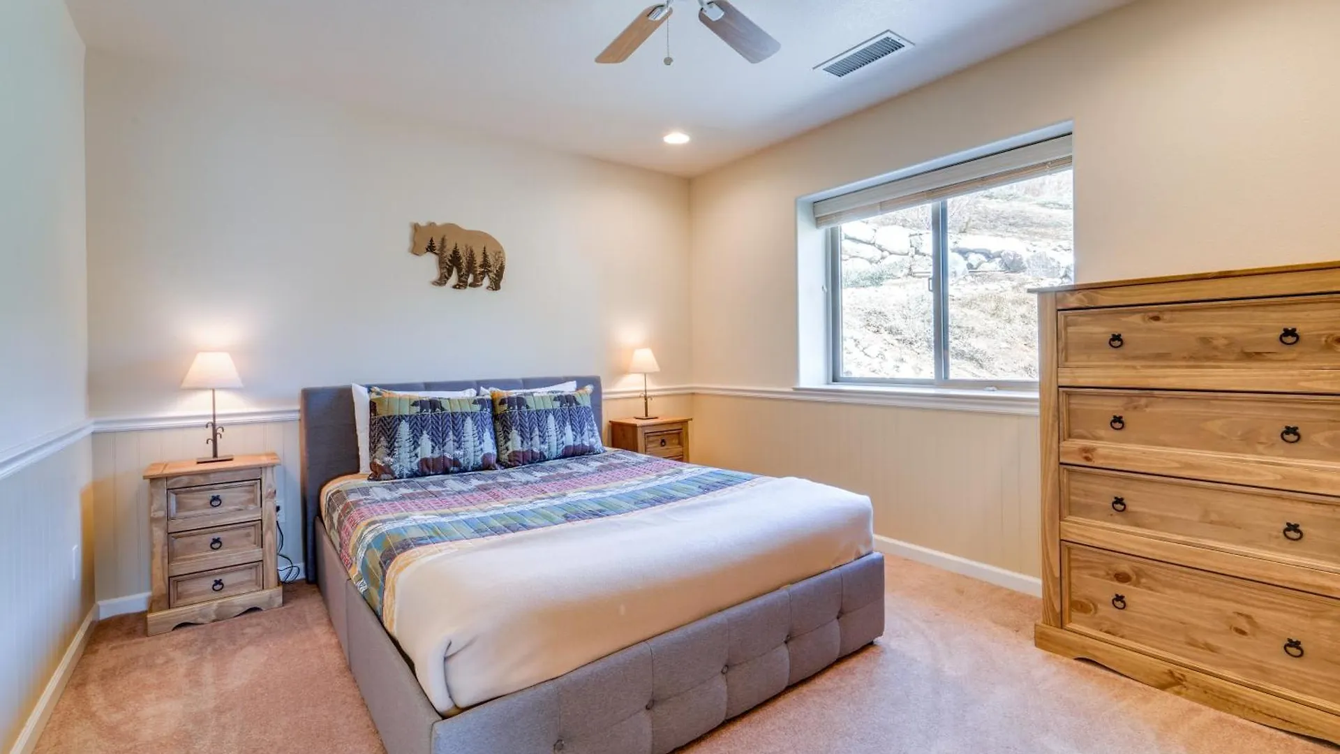 South Lake Tahoe Home With Deck And Gas Grill! South Lake Tahoe