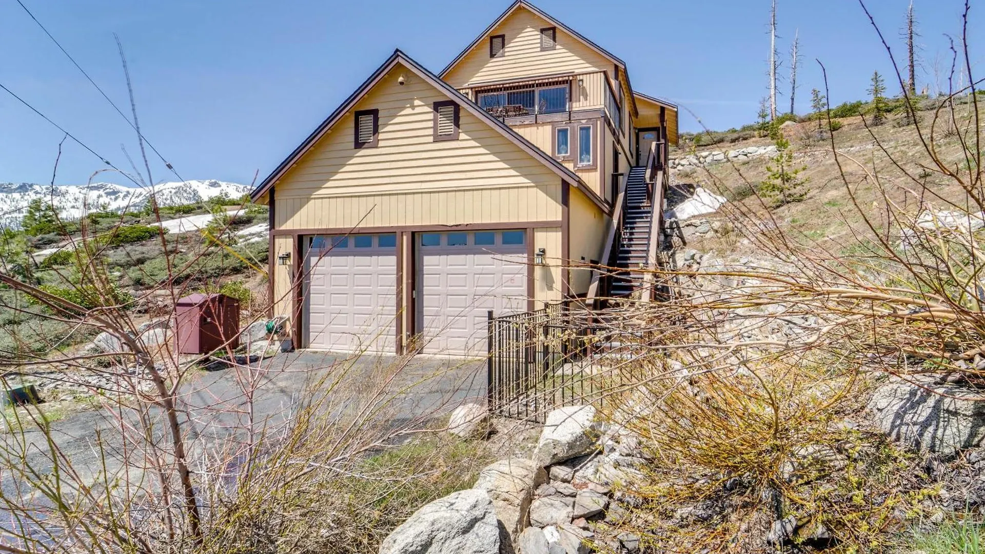 South Lake Tahoe Home With Deck And Gas Grill! Holiday home